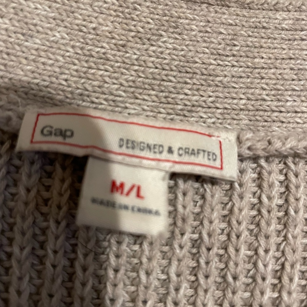 Gap Sweater Cardigan - Picture 3 of 4